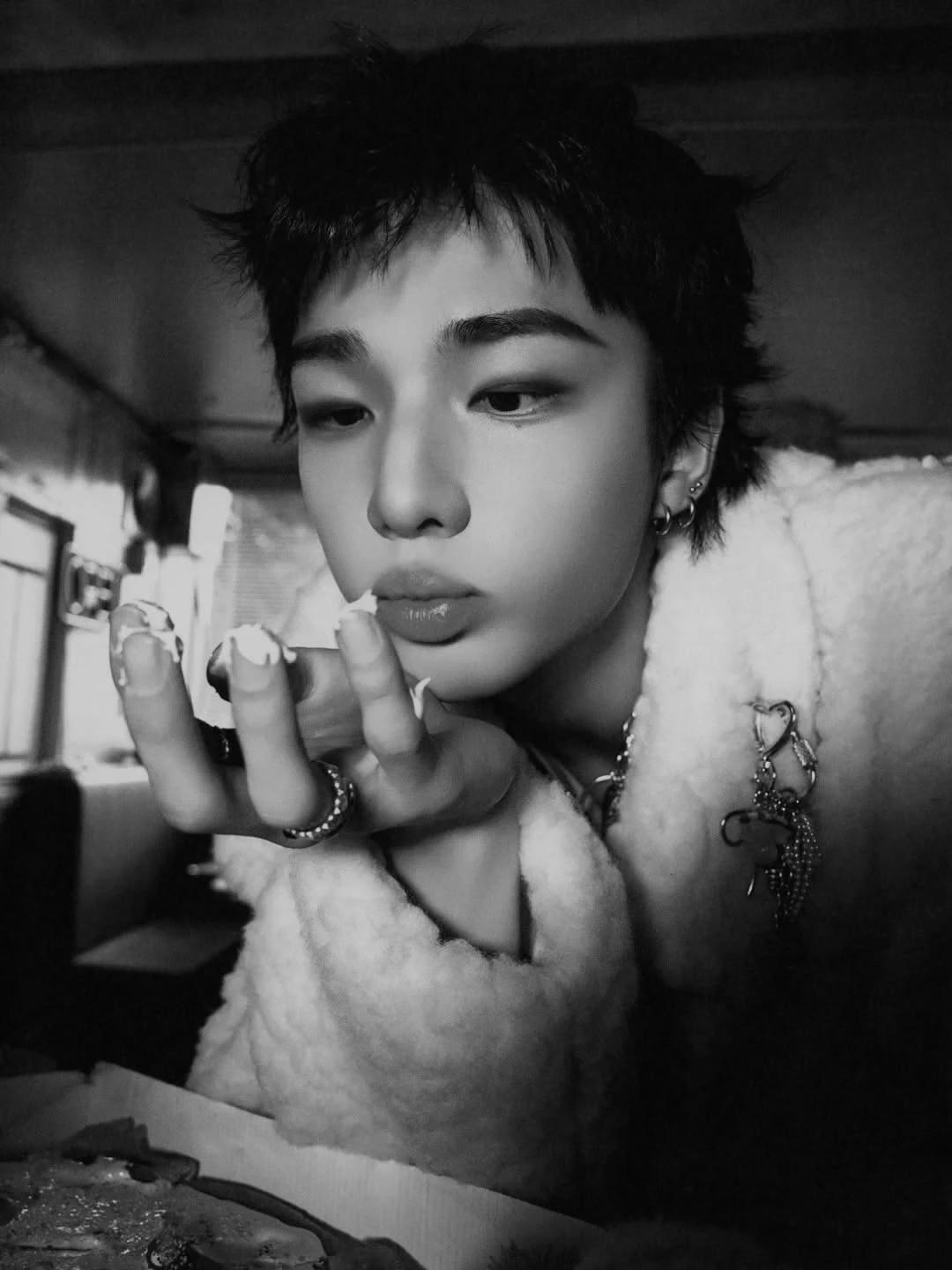 Hyunjin thumbnail