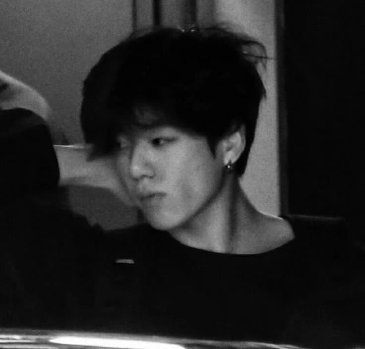 Jeon Jungkook (Idol) thumbnail