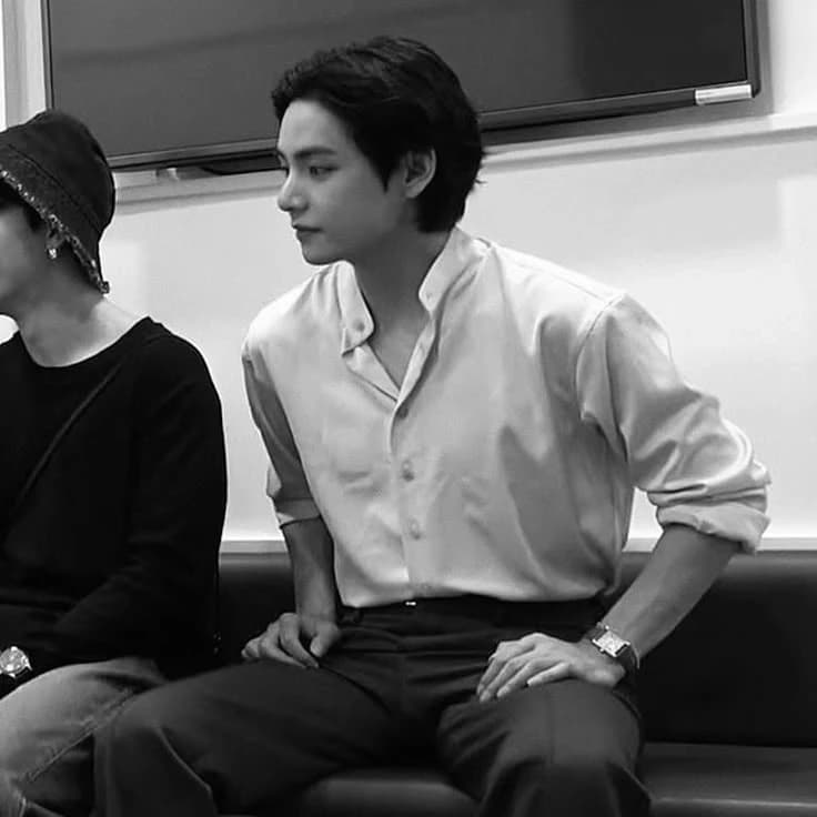 Kim Taehyung. thumbnail