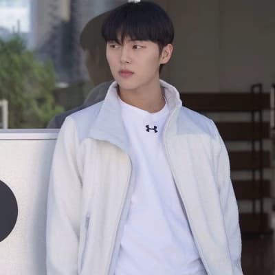 Hyun-wook thumbnail