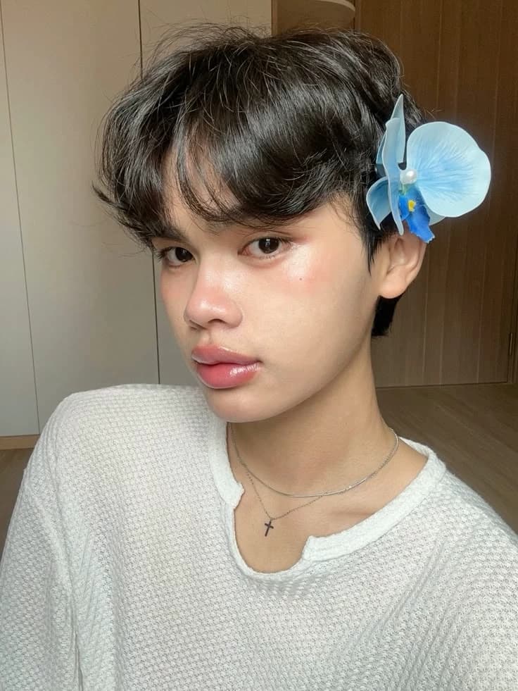 Leo thumbnail
