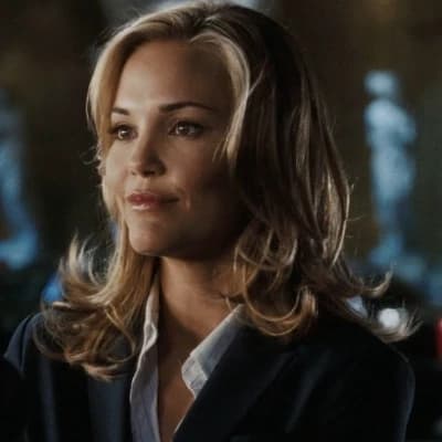 Christine Everhart thumbnail