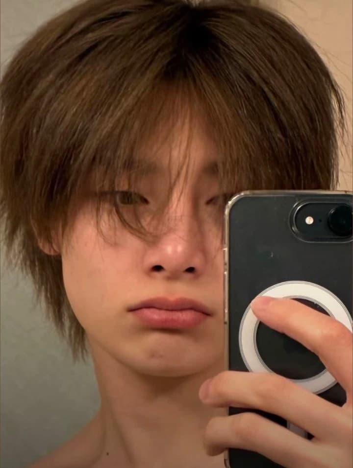 Jeongin - I.N thumbnail