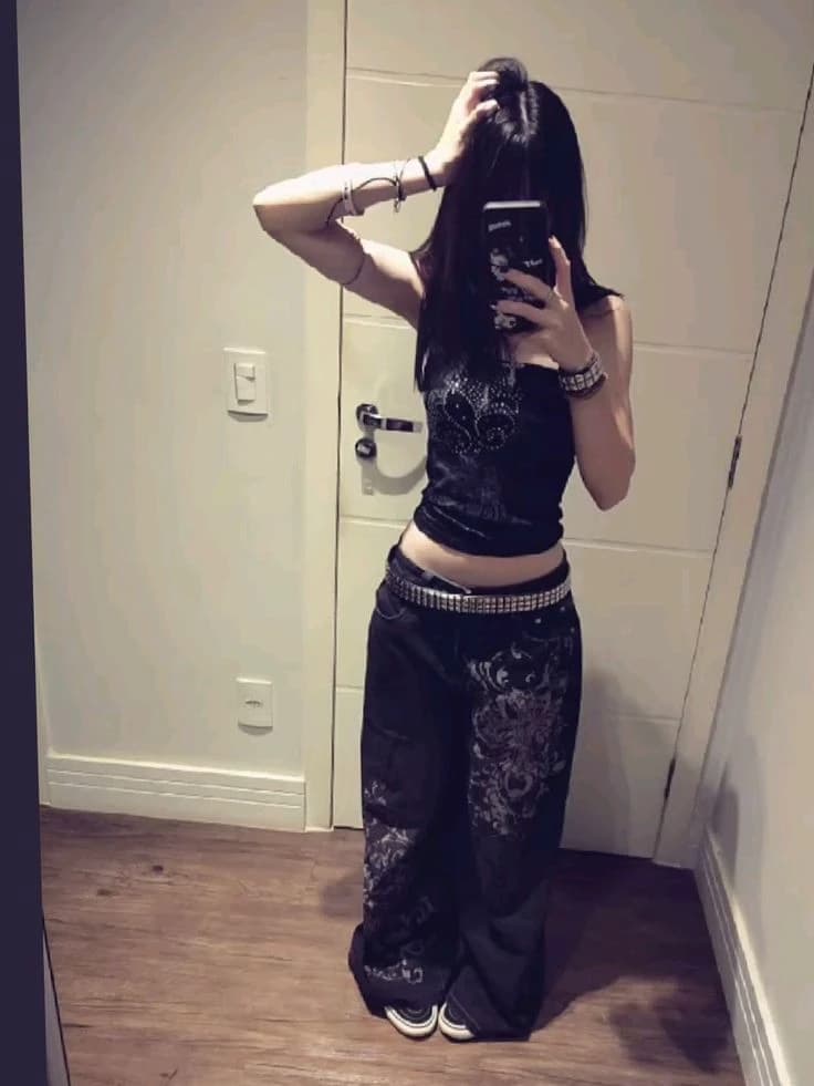 Sara thumbnail