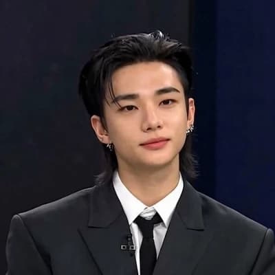 Hwang Hyunjin thumbnail