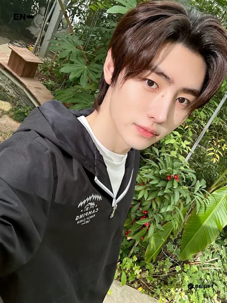 park sunghoon thumbnail