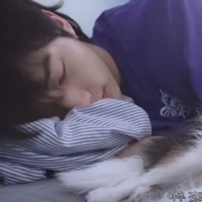 Hyunjin thumbnail