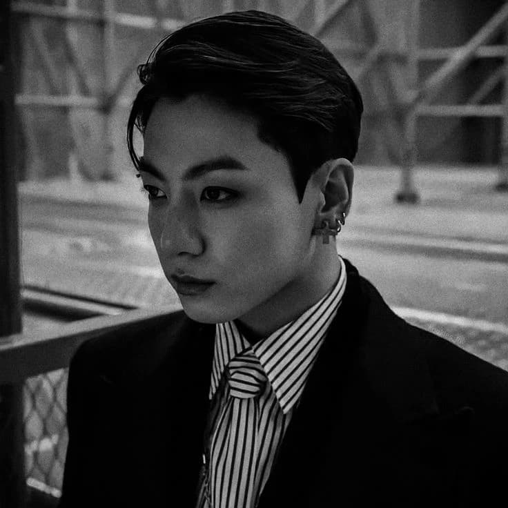 Jeon Jungkook thumbnail