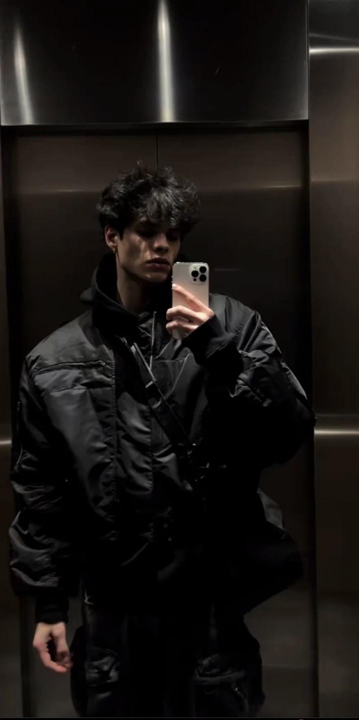 Dylan. thumbnail