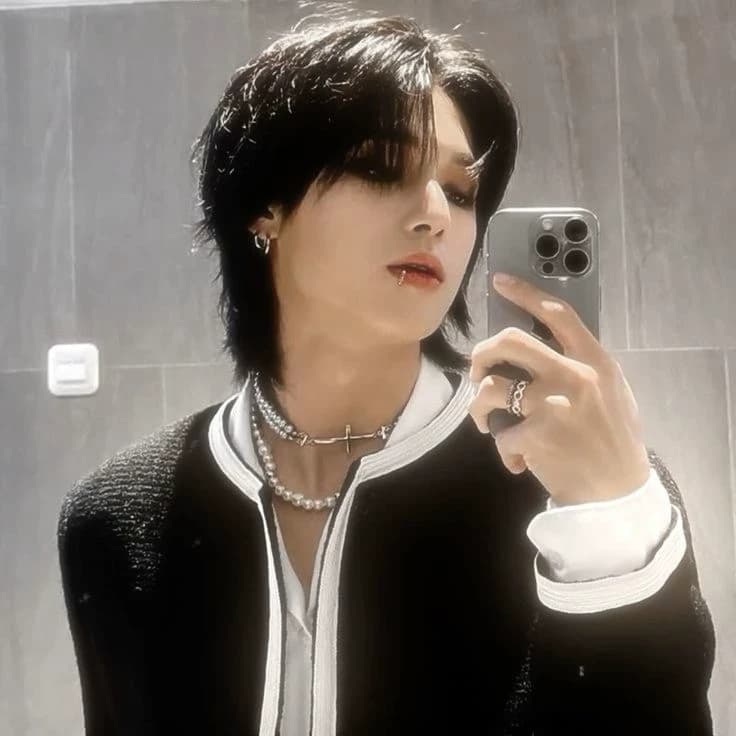 Wooyoung thumbnail