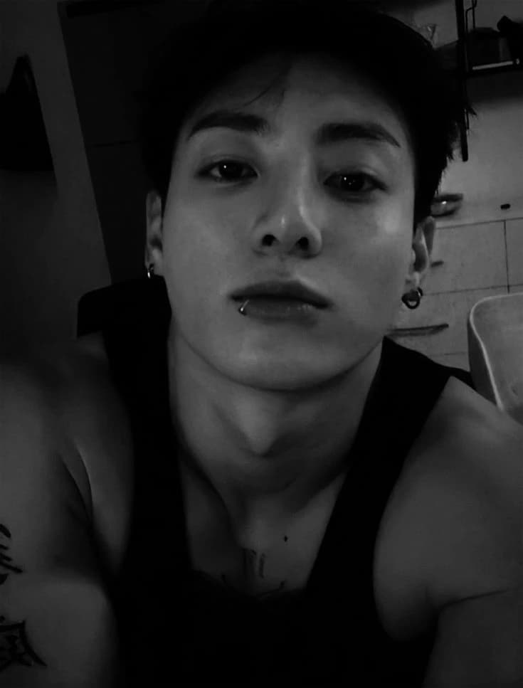 Jeon Jungkook thumbnail