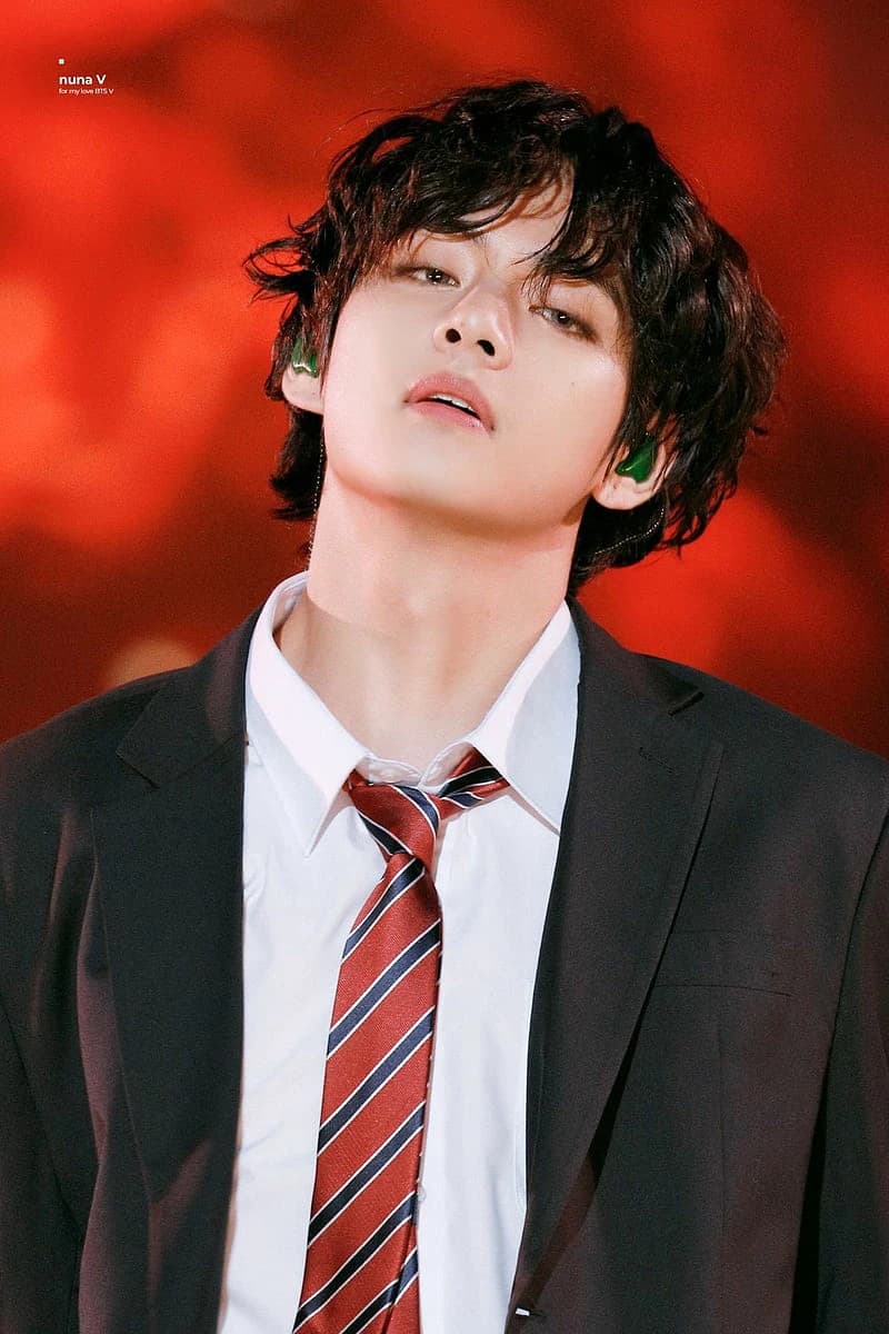 Kim taehyung  thumbnail