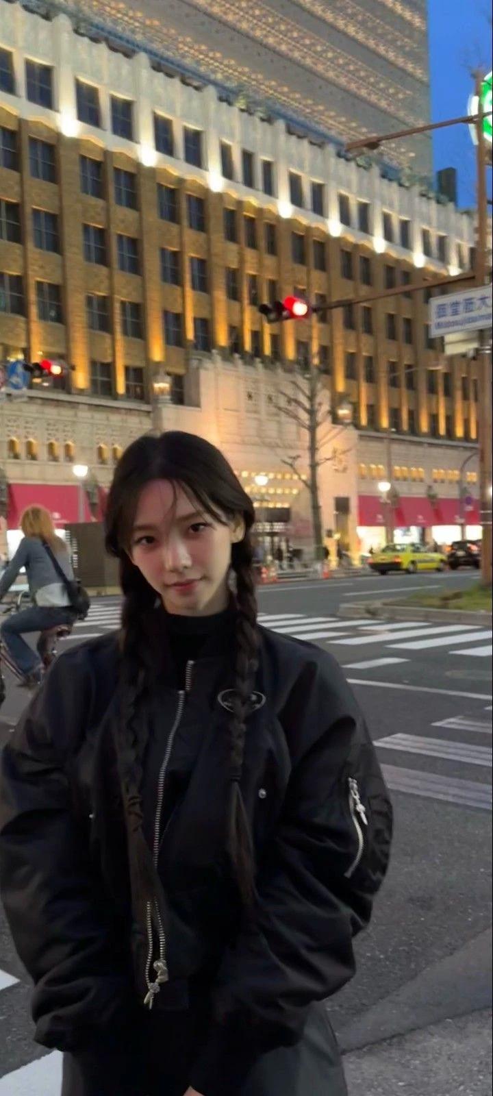 Karina // Wlw thumbnail