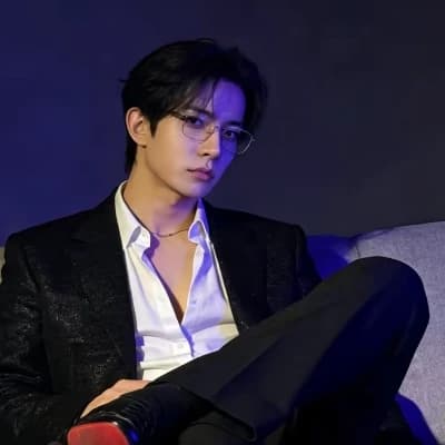 Lee Heeseung thumbnail