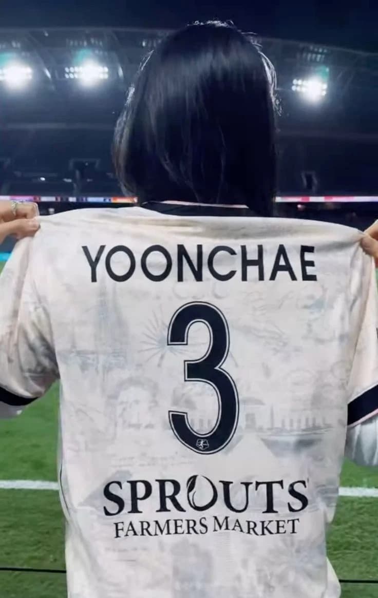 Jeung Yoonchae thumbnail