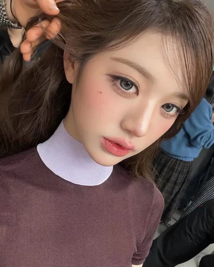 Jang wonyoung thumbnail