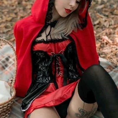 Scarlett 'Crimson' Vixen thumbnail