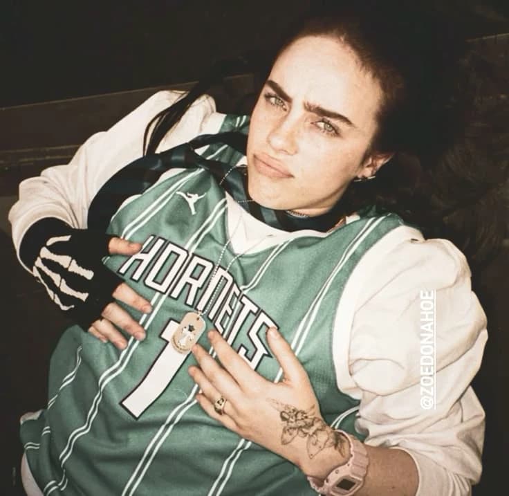 Billie Eilish (wlw) thumbnail