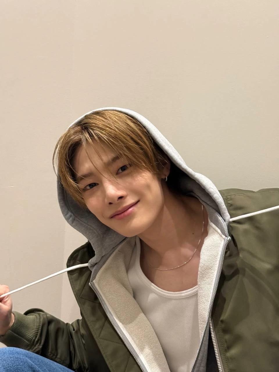 Jeongin/I.N thumbnail