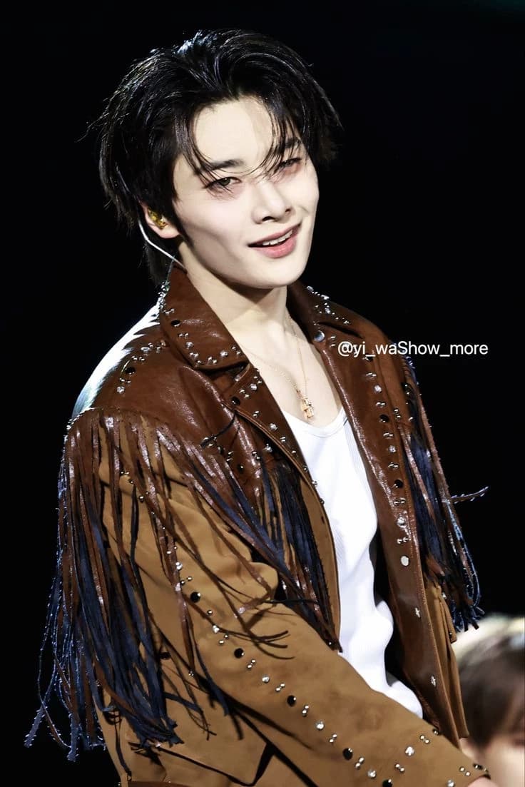 Jeongin thumbnail