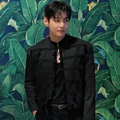 Kim Taehyung  thumbnail