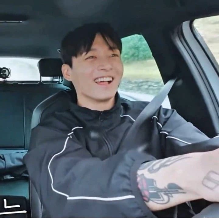 Jungkook Boyfriend thumbnail