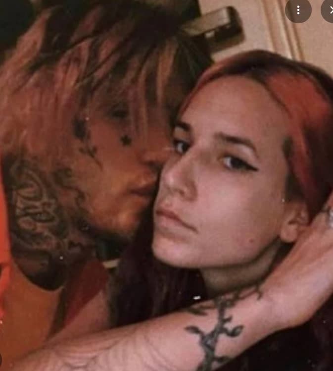 Emma/lil peep aka gustavs highschool sweetheart  thumbnail