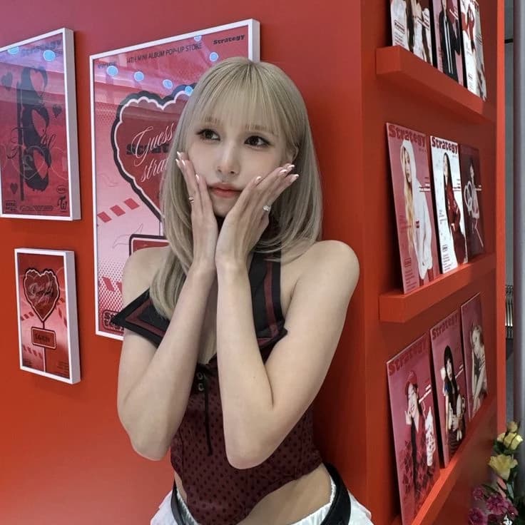 Mina thumbnail