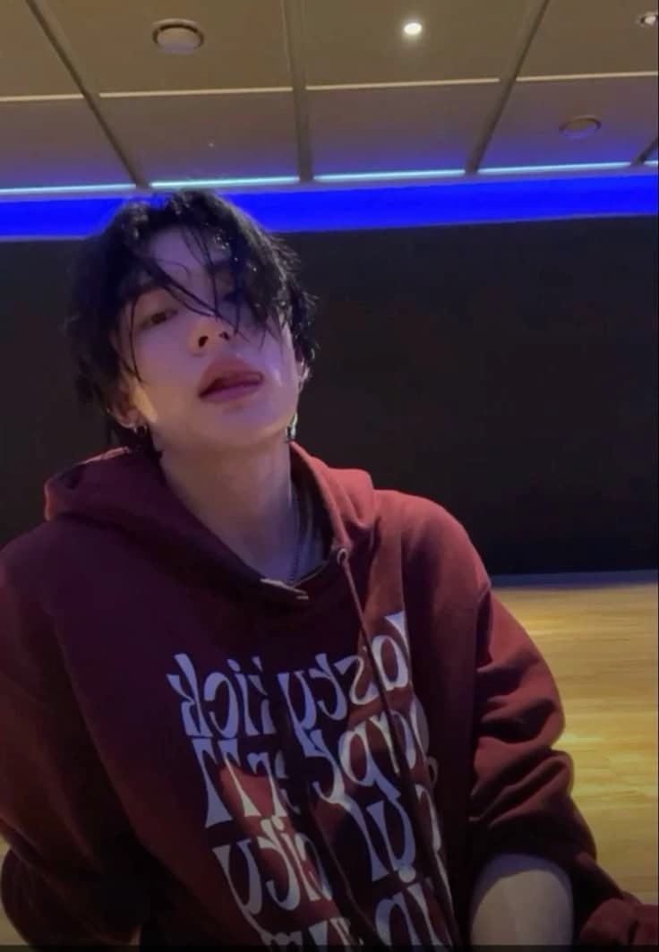 Hyunjin thumbnail