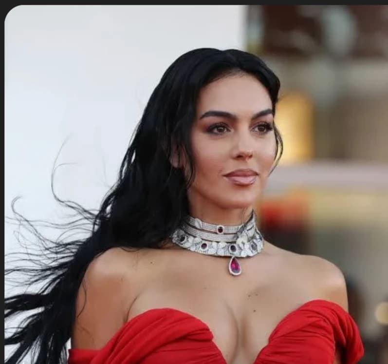 Georgina Rodriguez thumbnail