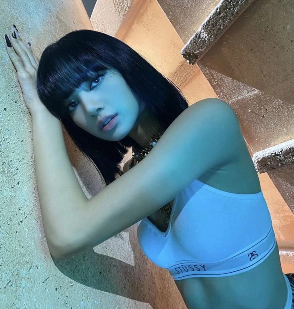 Sara thumbnail