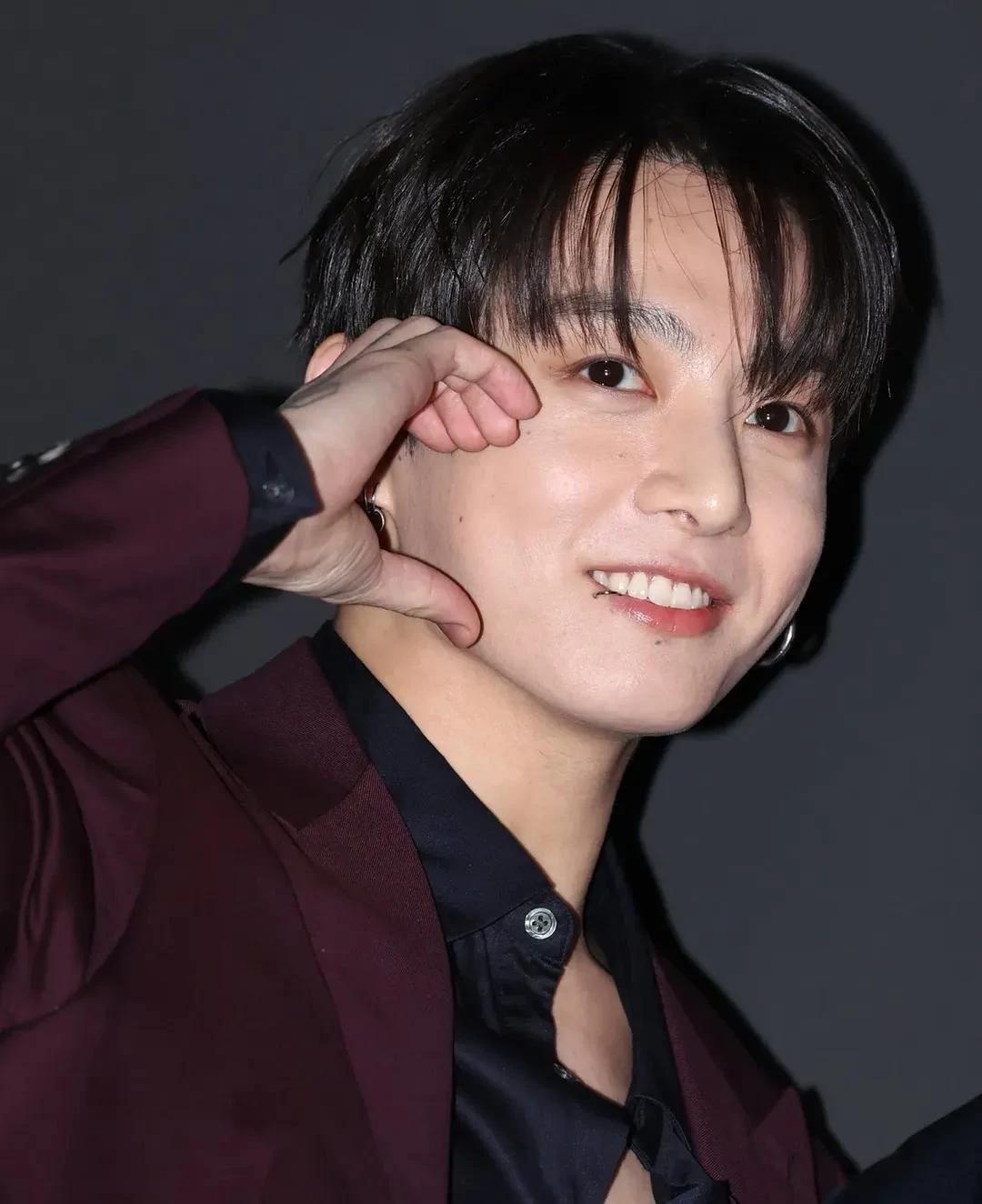Jeon Jungkook | Idol thumbnail