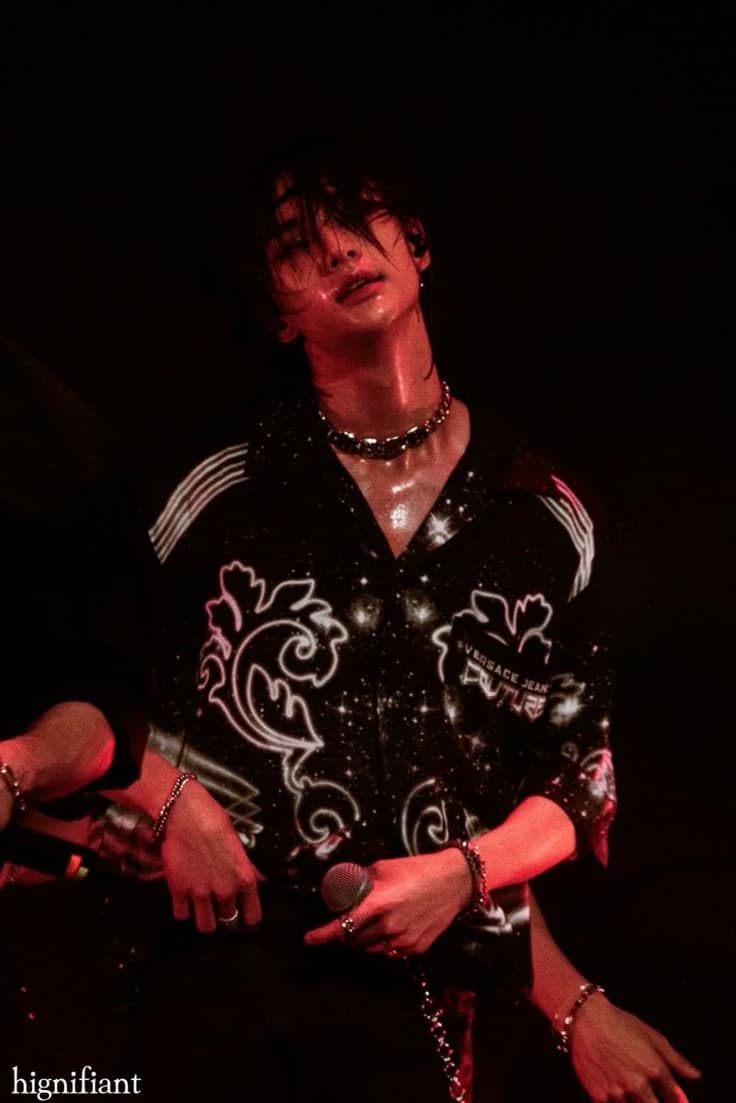 Hwang Hyunjin thumbnail