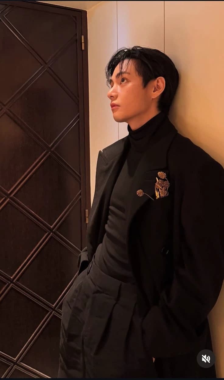 Mr.Kim Taehyung thumbnail