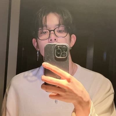 Lee Heeseung thumbnail