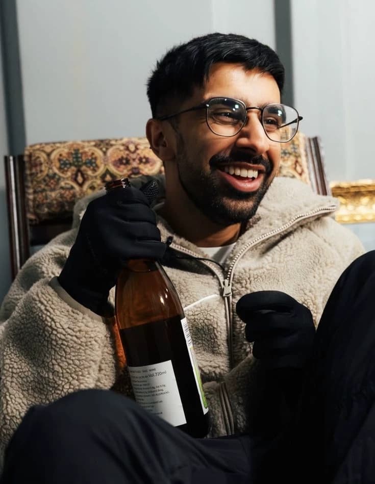 Vikk (full name: Vikram) thumbnail