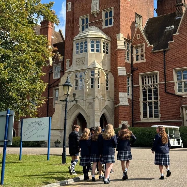 Private school  thumbnail