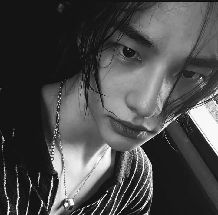 Hyunjin  thumbnail