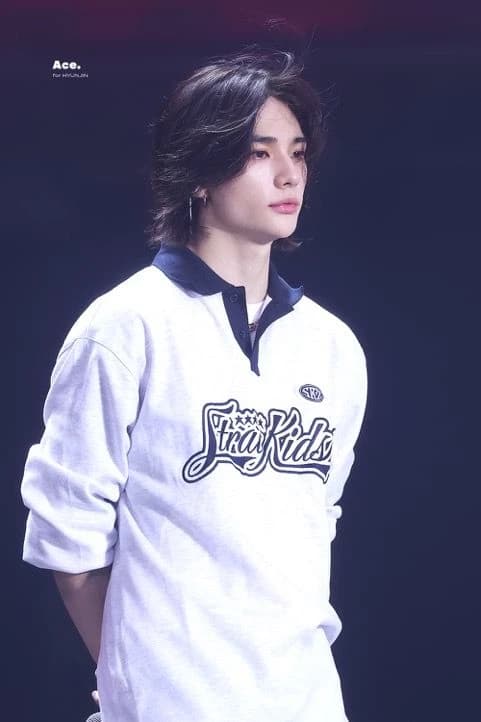 Hwang Hyunjin thumbnail