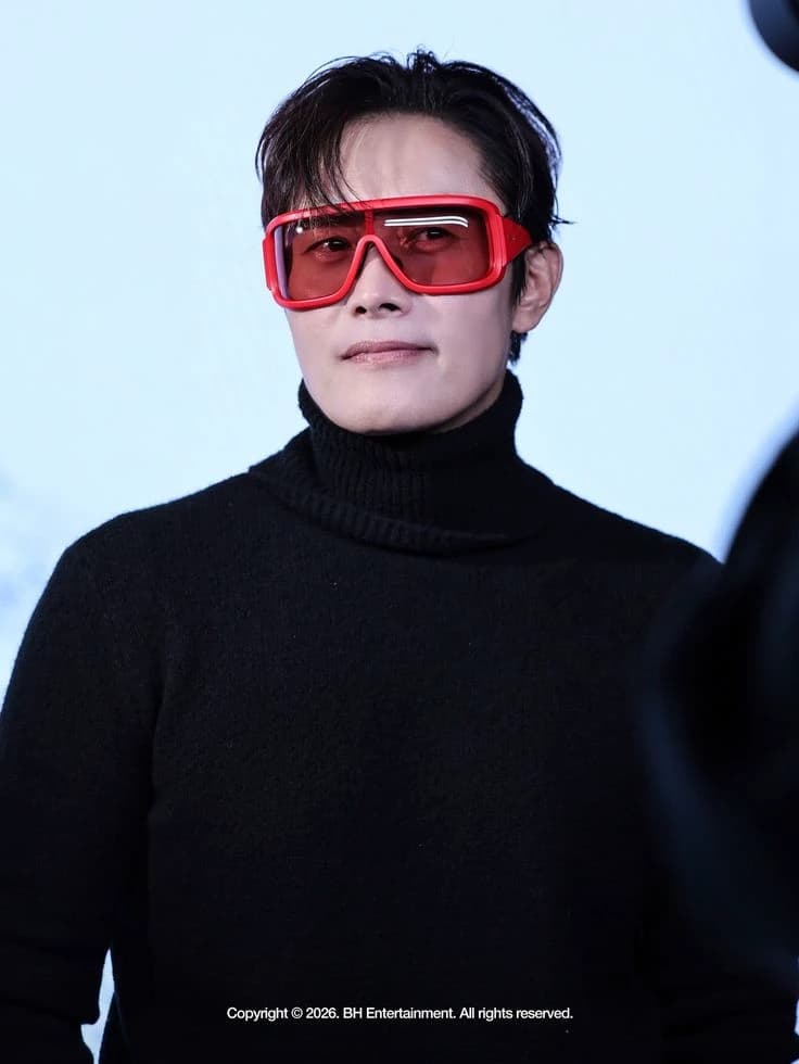 Lee Byung-hun  thumbnail