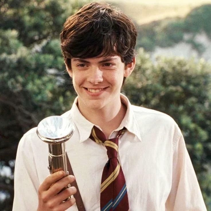 Edmund Pevensie thumbnail
