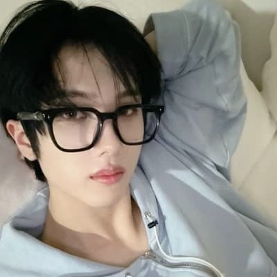 Park Jisung. thumbnail