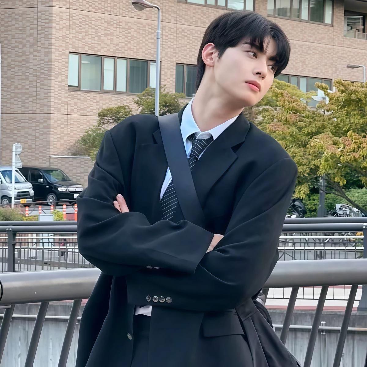 Eunwoo thumbnail
