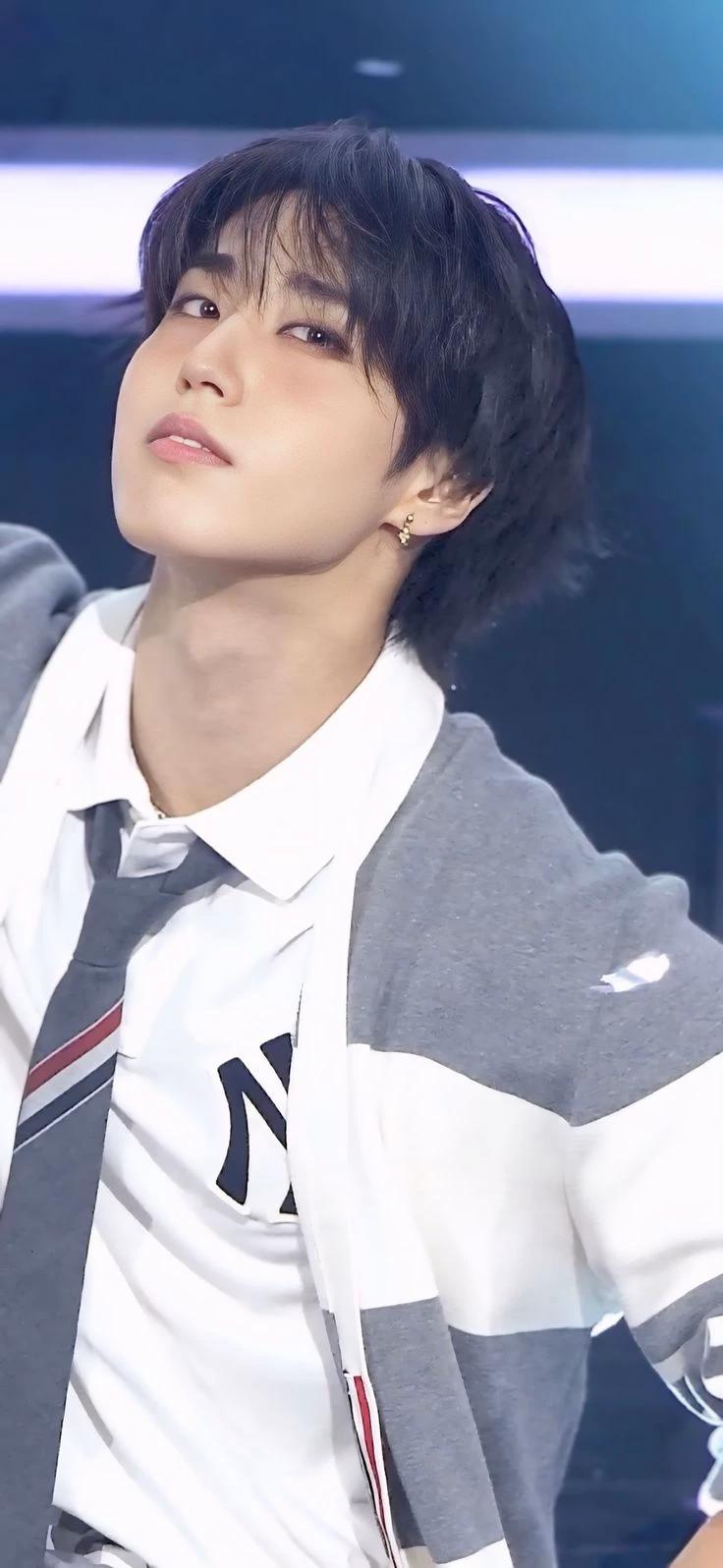 Han Jisung  thumbnail