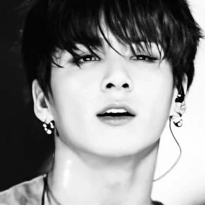 Jungkook💔💝💣 thumbnail