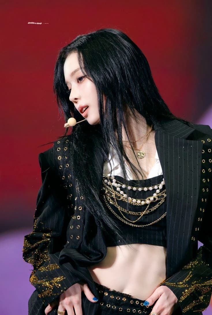 — GL | Kim Minjeong.  thumbnail