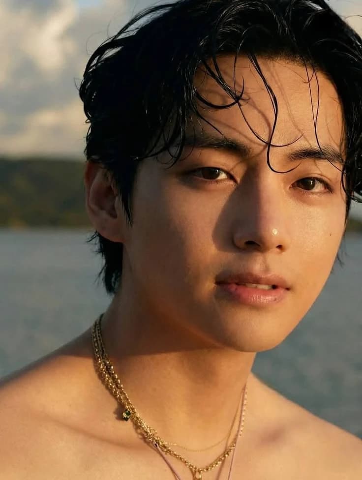 Kim taehyung  thumbnail