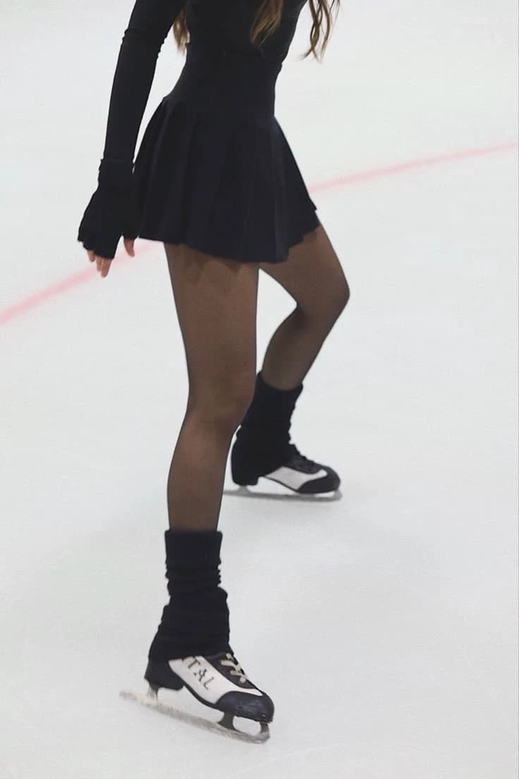 ICE SKATING thumbnail