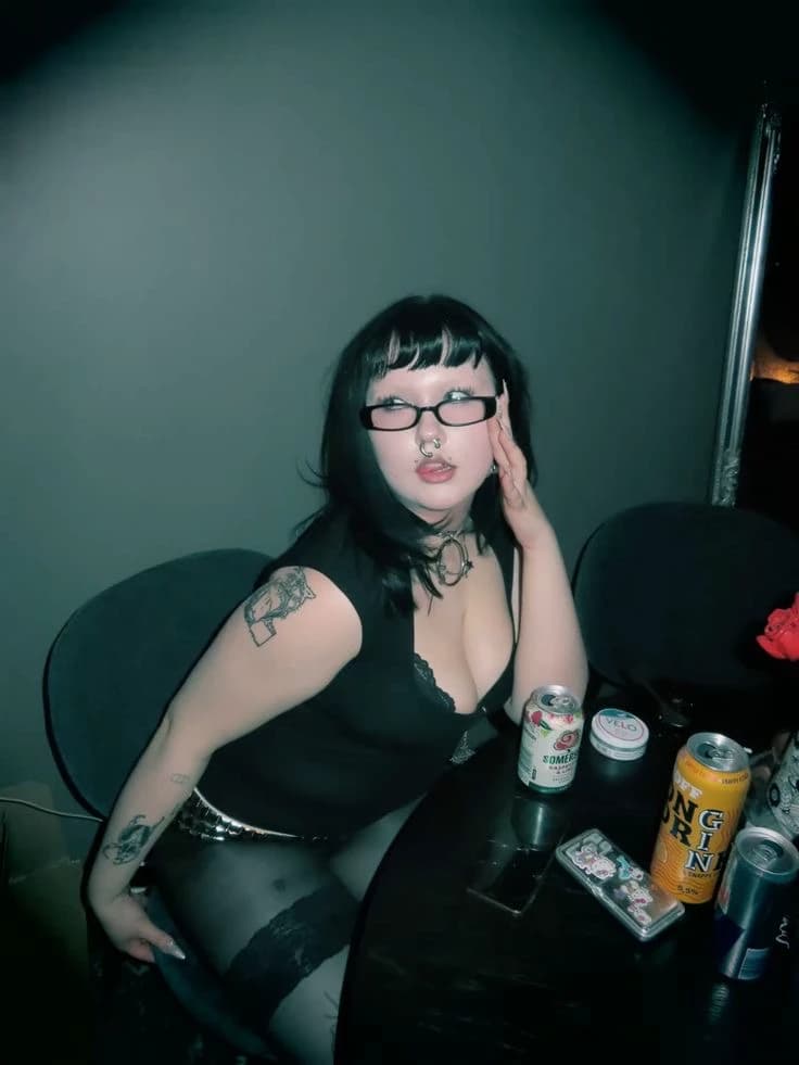 Lizzy thumbnail