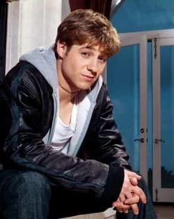 Ryan Atwood thumbnail